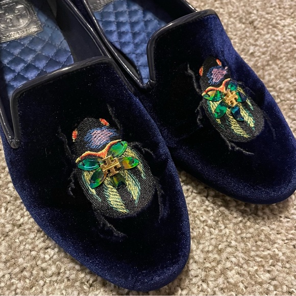 Tory Burch Easton Velvet Beetle Flats - Picture 2 of 9